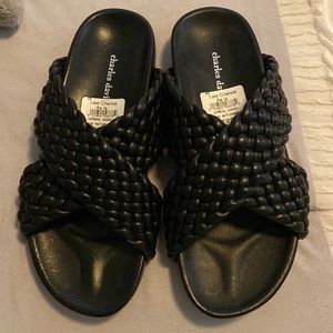 New! Charles David cross top sandals. - black